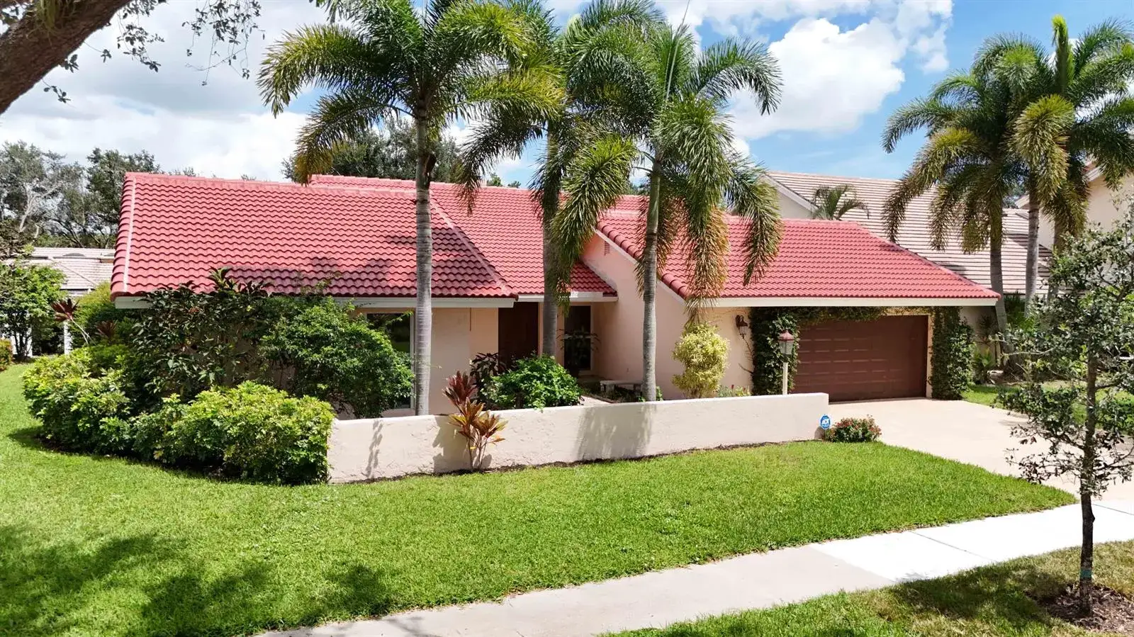 3 bedroom 4 bath Residential for sale at 6514 Timber Lane, Boca Raton FL 33433