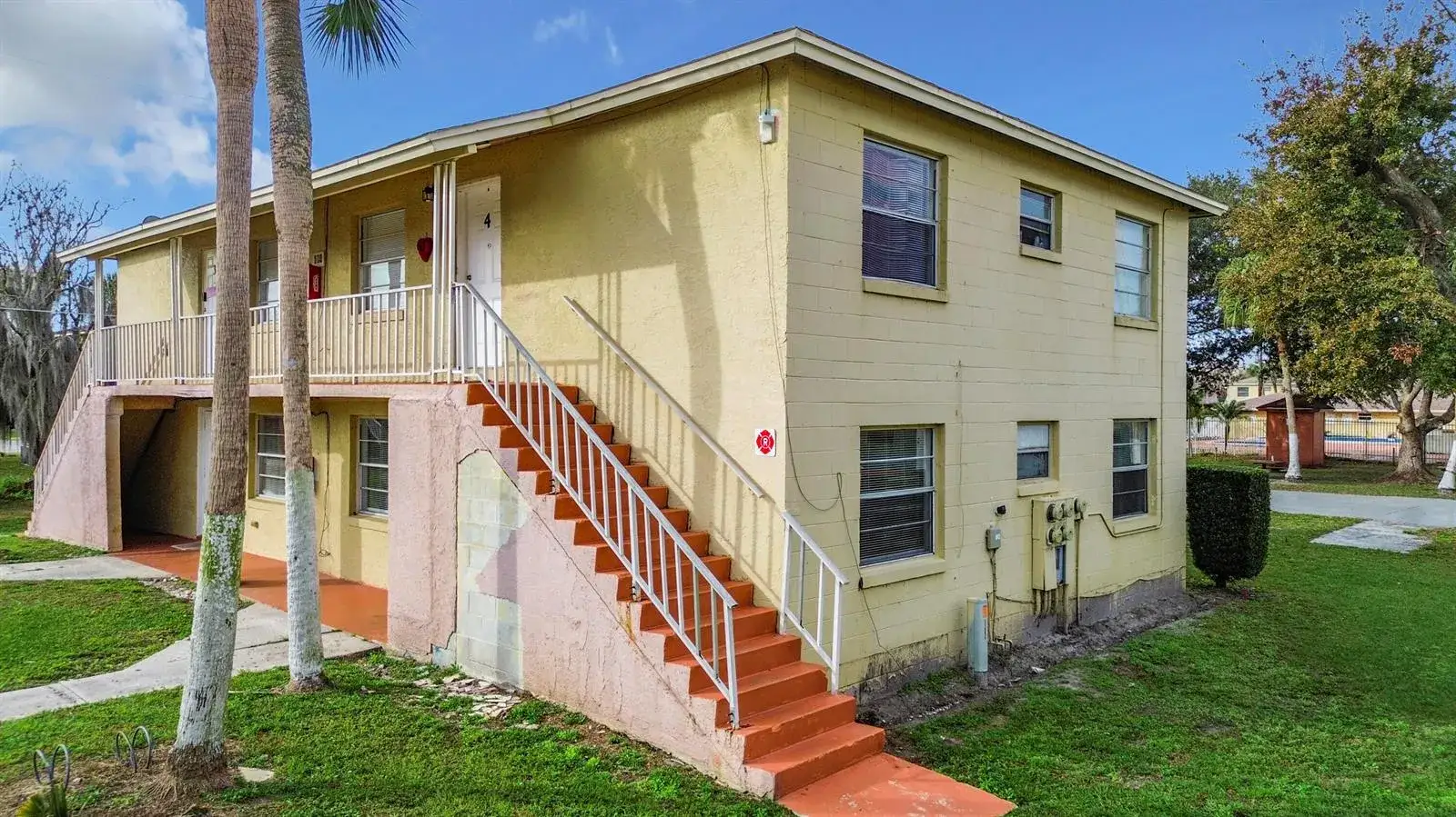 2 bedroom 1 bath Residential for sale at 694 MICHIGAN Court # 2, FL 34769