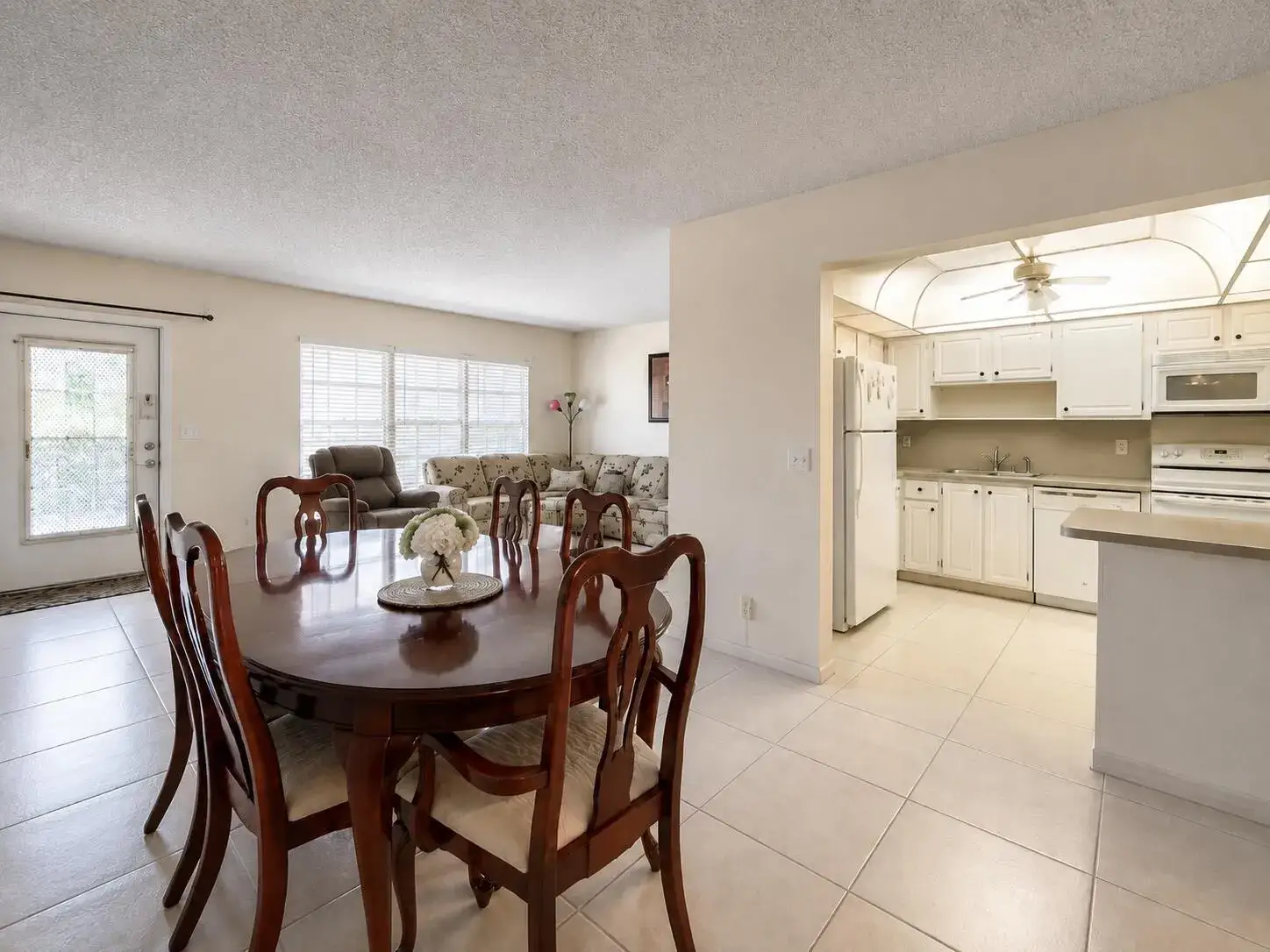 1 bedroom 1 bath Residential for sale at 307 Greenbrier B, West Palm Beach FL 33417