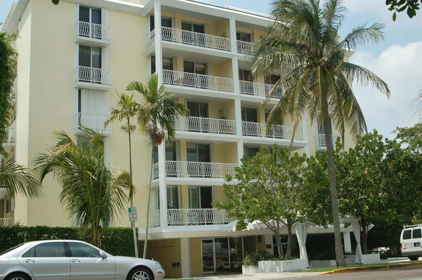 2 bedroom 2 bath Residential for sale at 170 Chilean Avenue # 2A, Palm Beach FL 33480