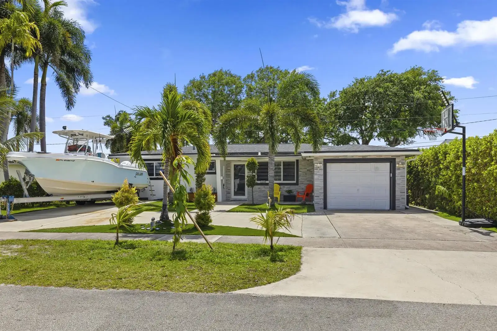 3230 ROOSEVELT Street, Hollywood FL 33021
