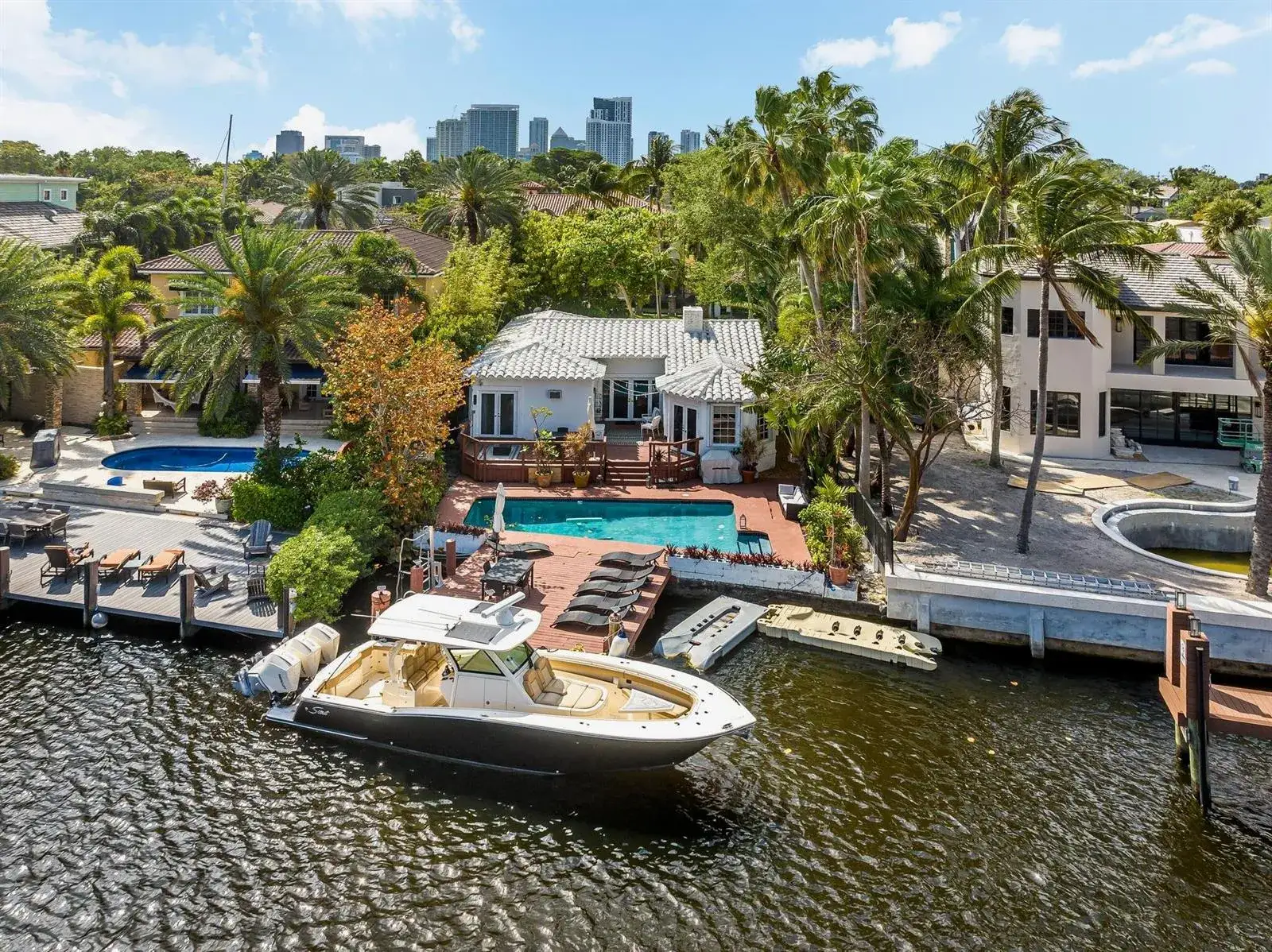 3 bedroom 2 bath Residential for sale at 124 S GORDON Road, Fort Lauderdale FL 33301