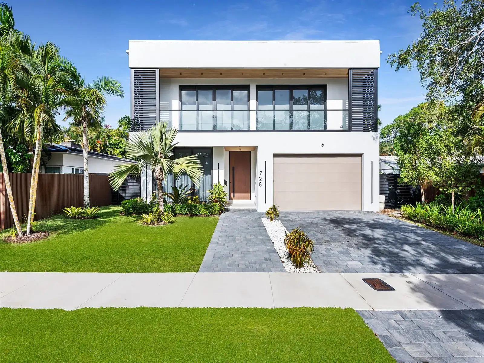 5 bedroom 5 bath Residential for sale at 728 NE 17th Terrace, Fort Lauderdale FL 33304