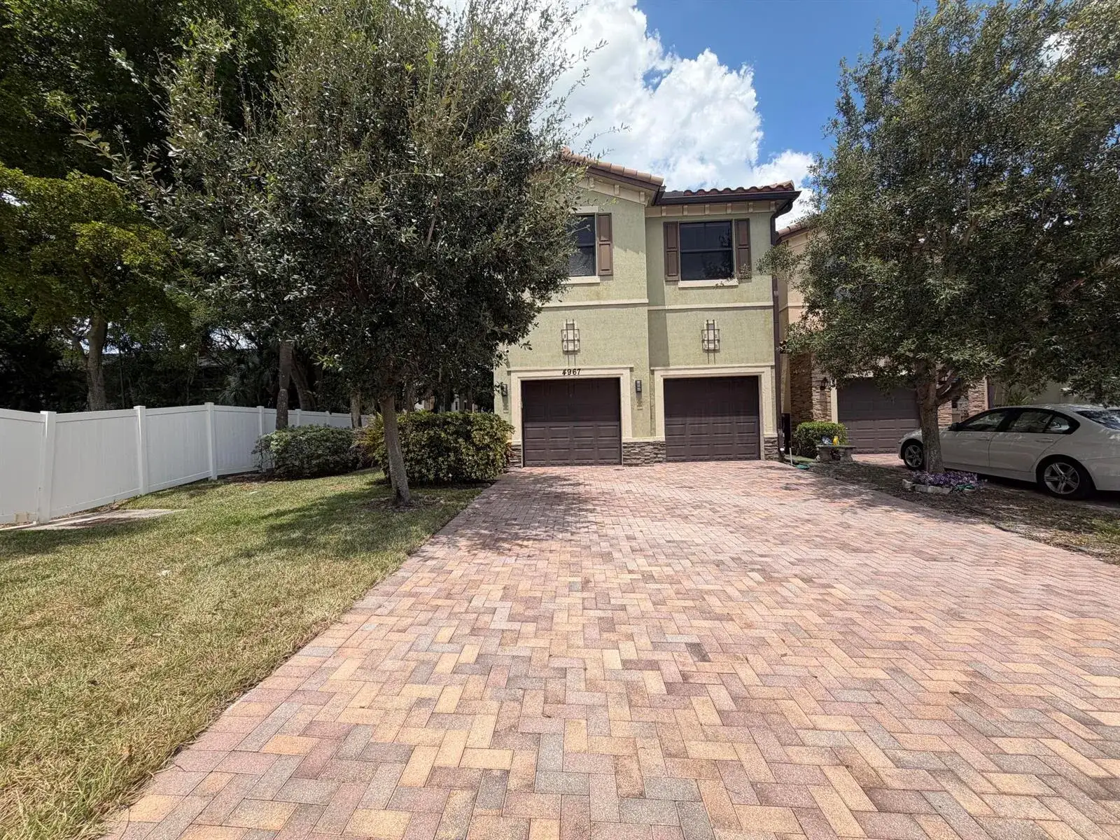 4 bedroom 2 bath Residential for sale at 4967 NW 59th Street, Tamarac FL 33319