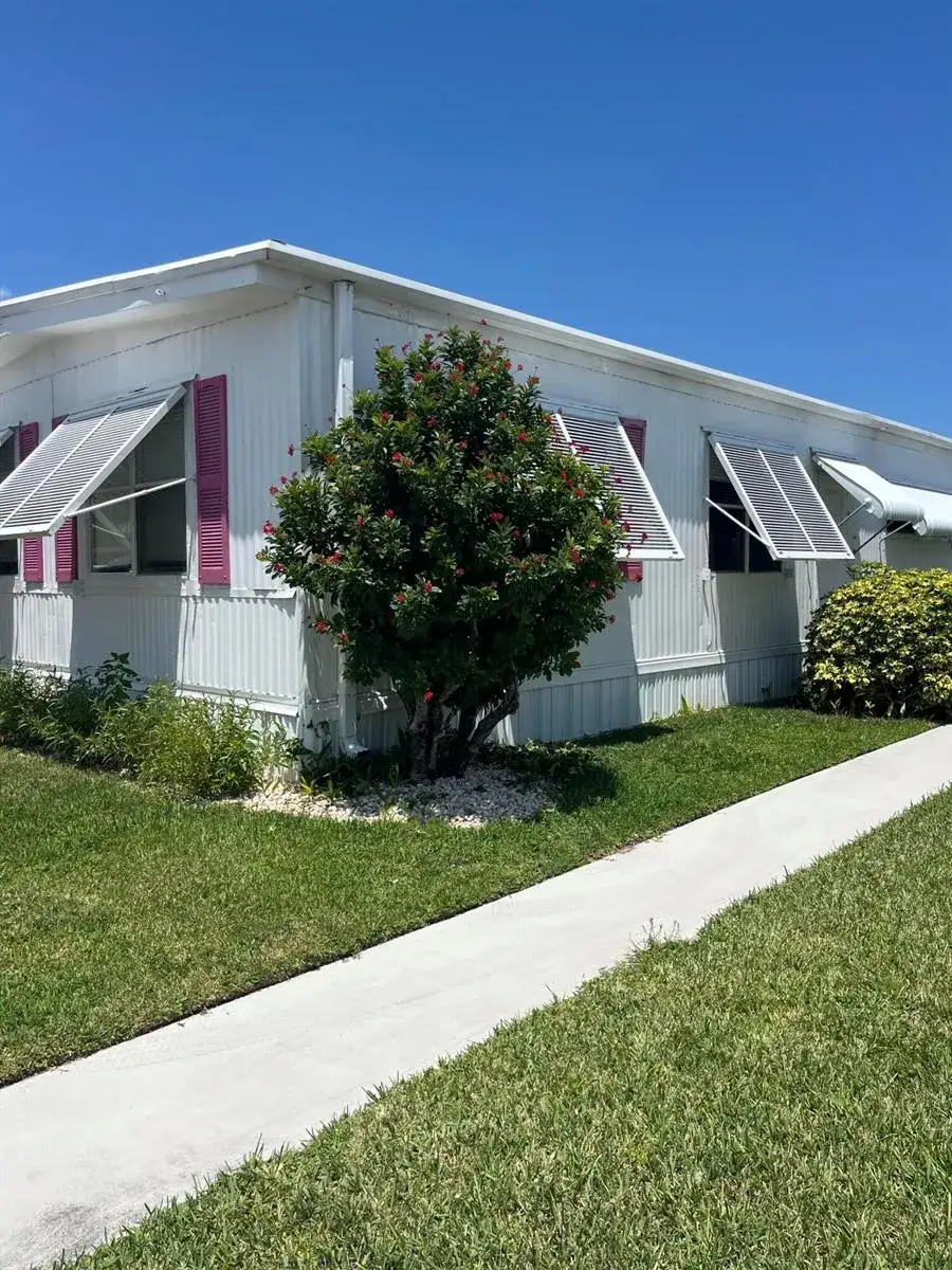 2 bedroom 2 bath Residential for sale at 400 N Hwy A1A Unit 67, Jupiter FL 33477