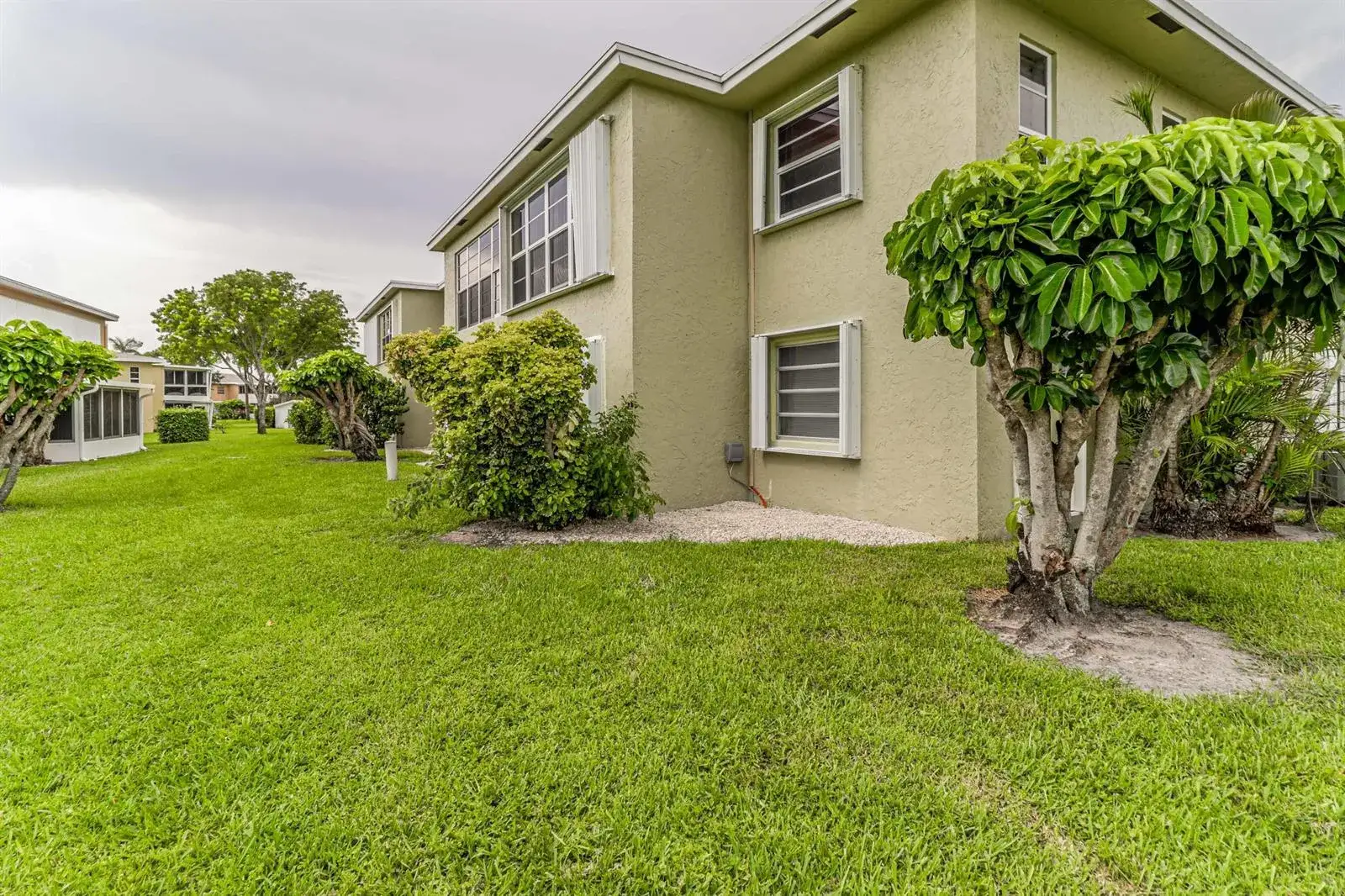 2 bedroom 2 bath Residential Lease for rent at 2460 Juniper Drive # 201, Delray Beach FL 33445