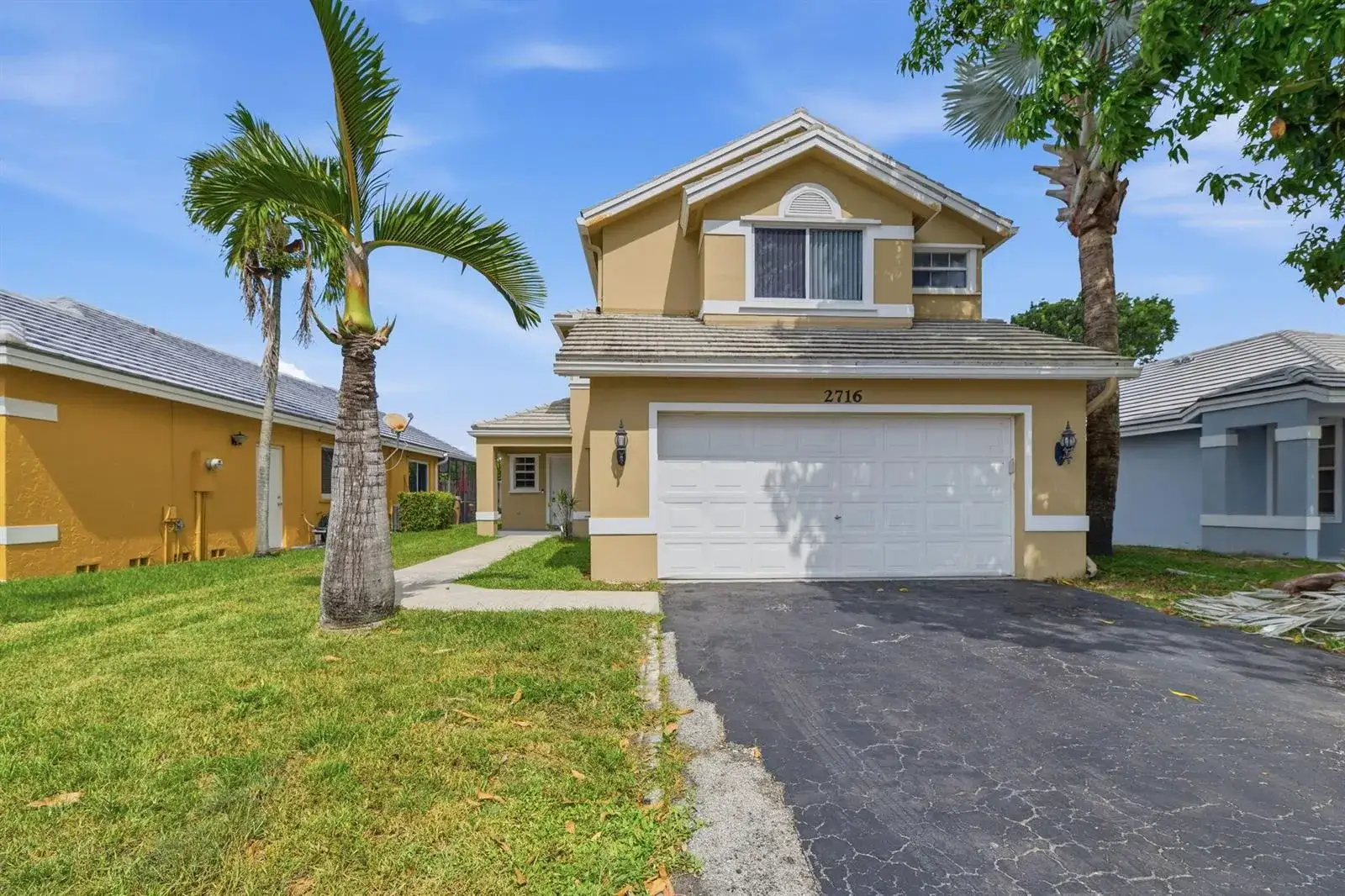 3 bedroom 2 bath Residential for sale at 2716 Arrowwood Court, Davie FL 33328