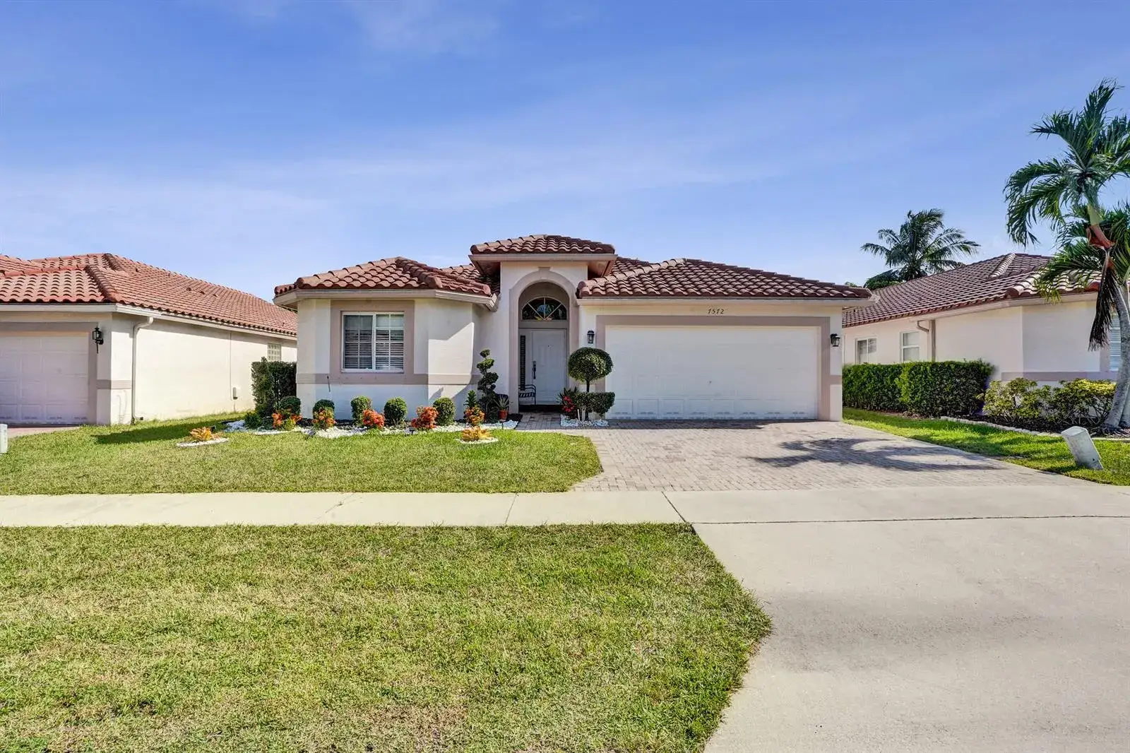 3 bedroom 2 bath Residential for sale at 7572 Parkside Lane, Margate FL 33063