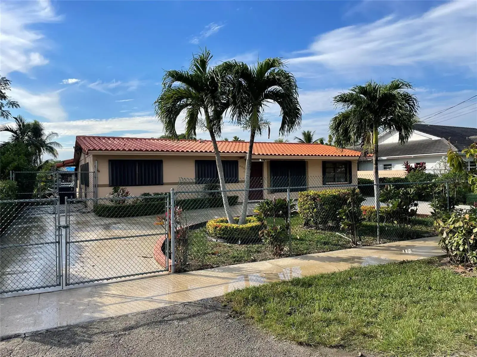 3 bedroom 2 bath Residential Lease for rent at 4900 SW 103RD Place # 1, Miami FL 33165