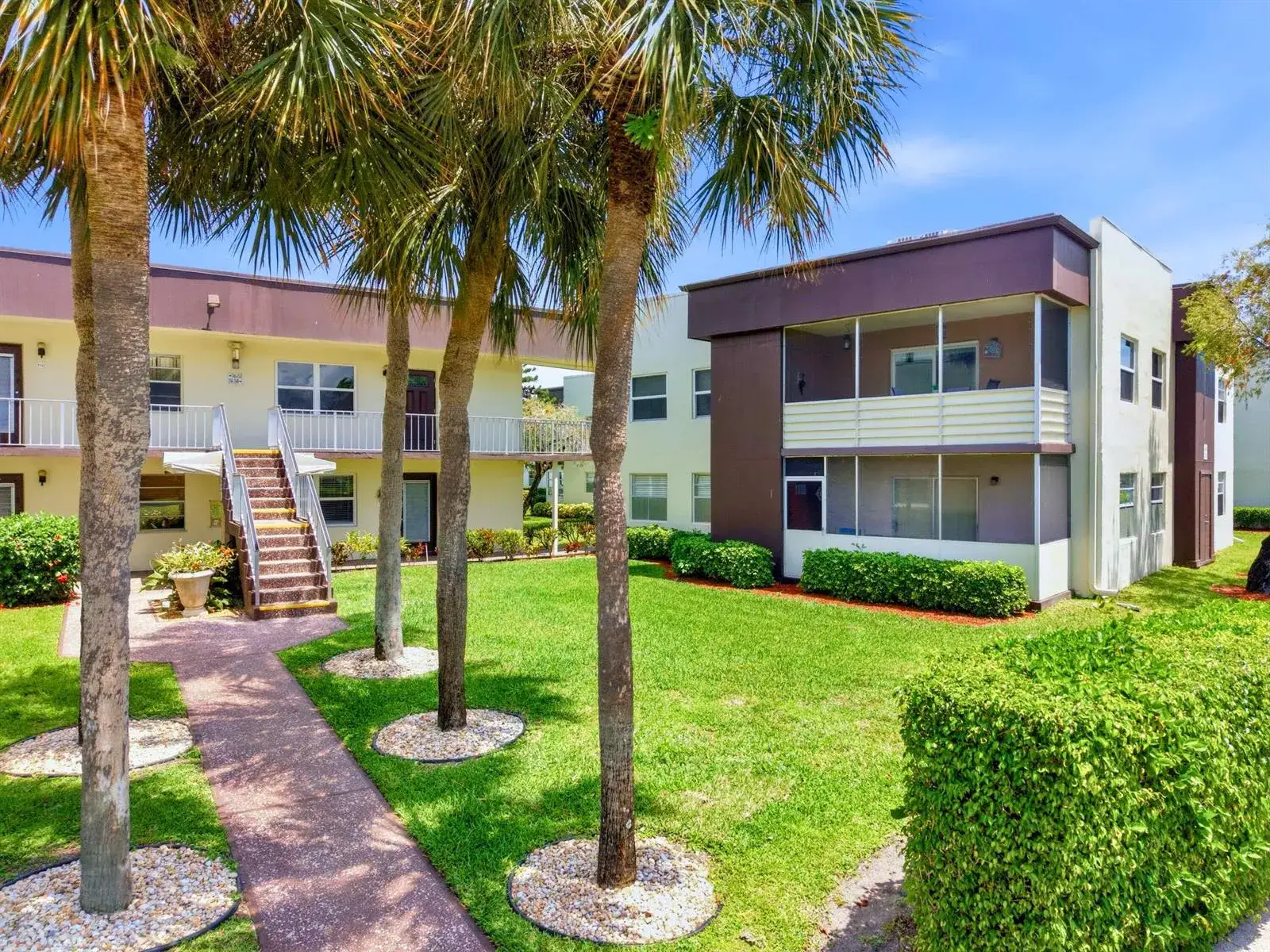 2 bedroom 2 bath Residential Lease for rent at 755 NORMANDY P # 755, Delray Beach FL 33484