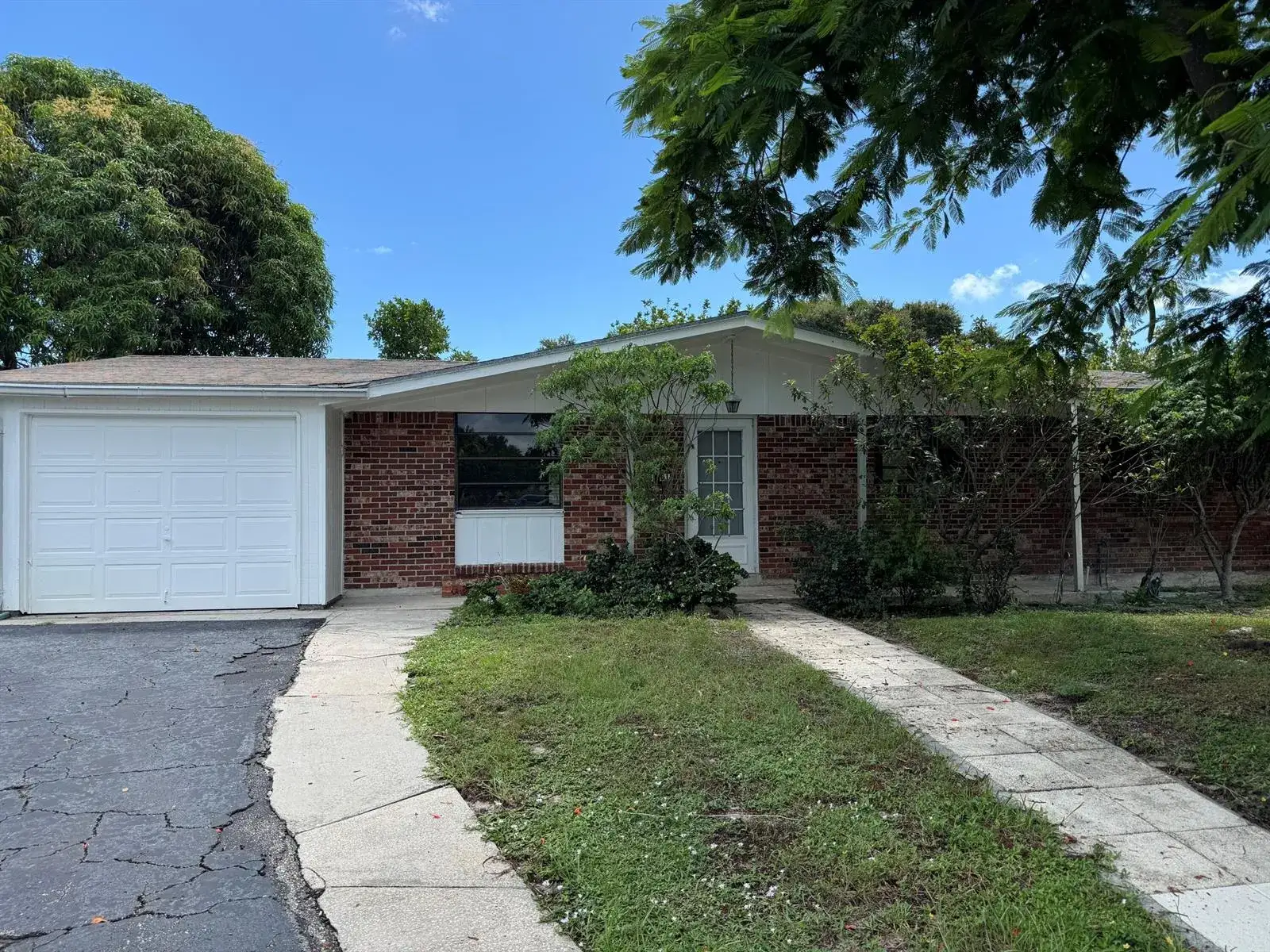 3 bedroom 2 bath Residential for sale at 3651 BAHAMA Road, FL 33410