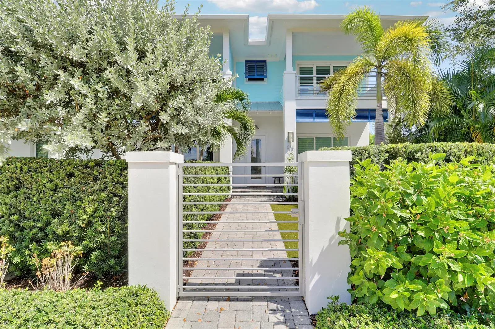 3 bedroom 2 bath Residential for sale at 513 SW Ocean Boulevard, Stuart FL 34994