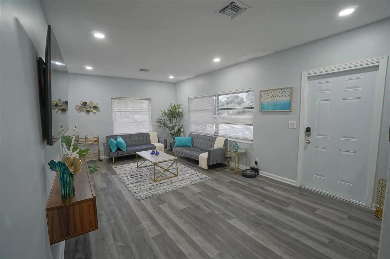 3 bedroom 2 bath Residential Lease for rent at 1102 SUNSET Road, West Palm Beach FL 33401