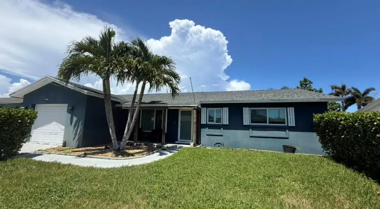 3 bedroom 2 bath Residential for sale at 1023 SW 25TH Place, Boynton Beach FL 33426