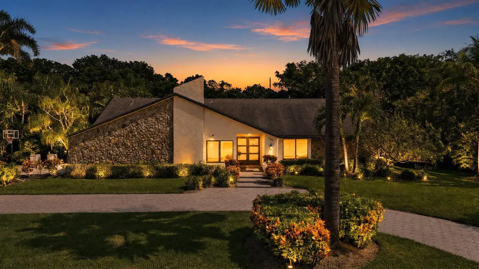 4 bedroom 3 bath Residential for sale at 11601 SW 21st Court, Davie FL 33325