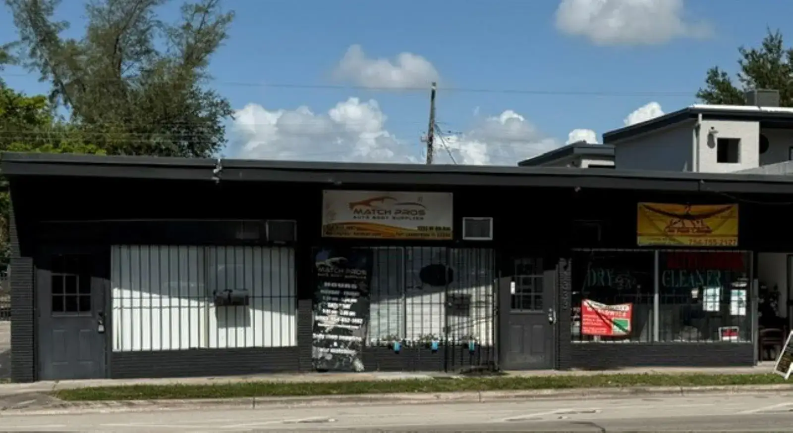 Commercial Sale for sale at 1331 NE 4TH Avenue, Fort Lauderdale FL 33304