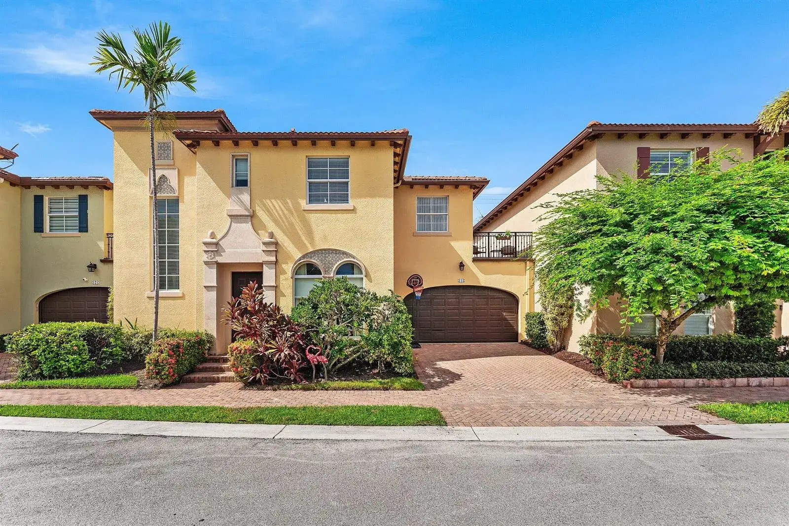 4 bedroom 3 bath Residential for sale at 115 VIA POINCIANA Lane, Boca Raton FL 33487