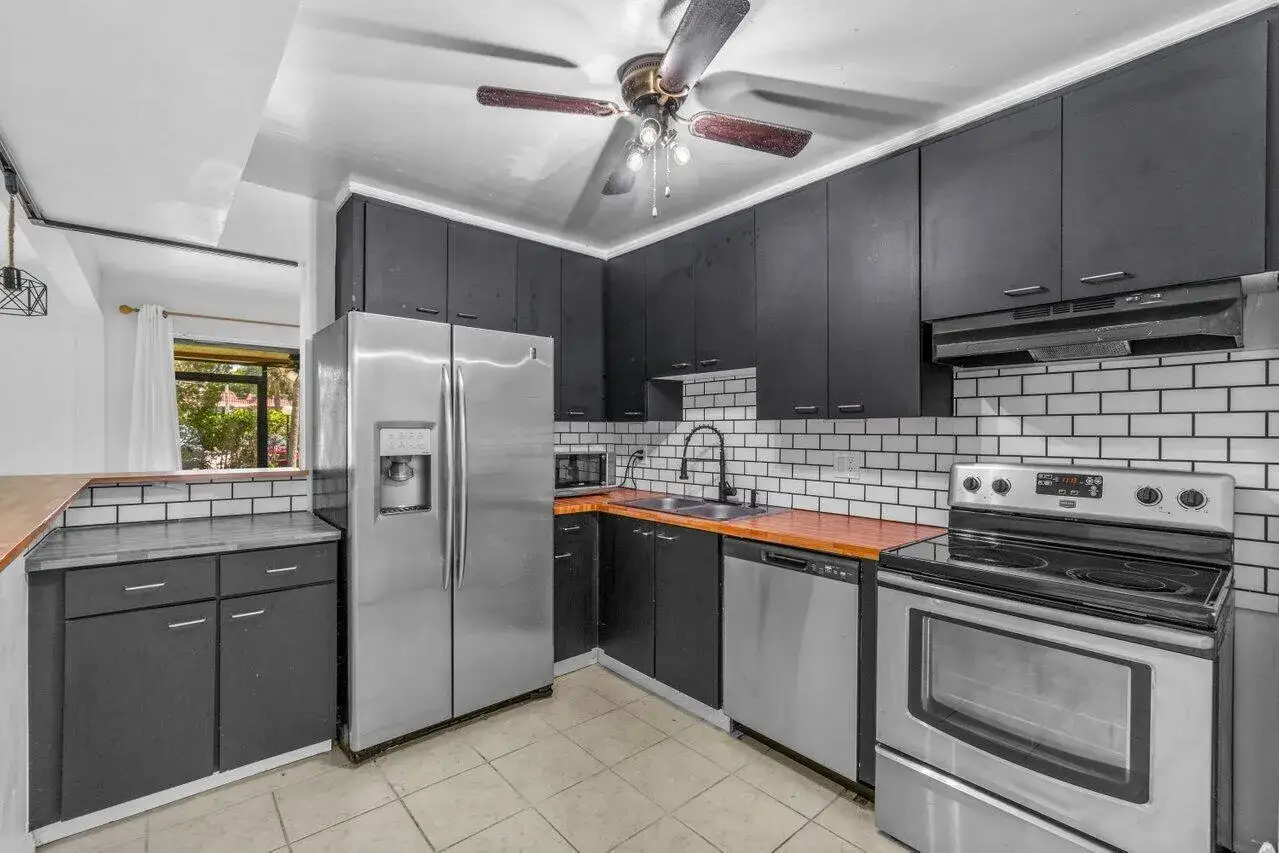 1149 NW 13th Street # 5, Boca Raton FL 33486