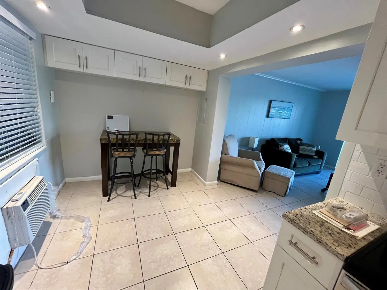 1 bedroom 1 bath Residential Lease for rent at 209 SE 6th Street # 4, Boynton Beach FL 33435