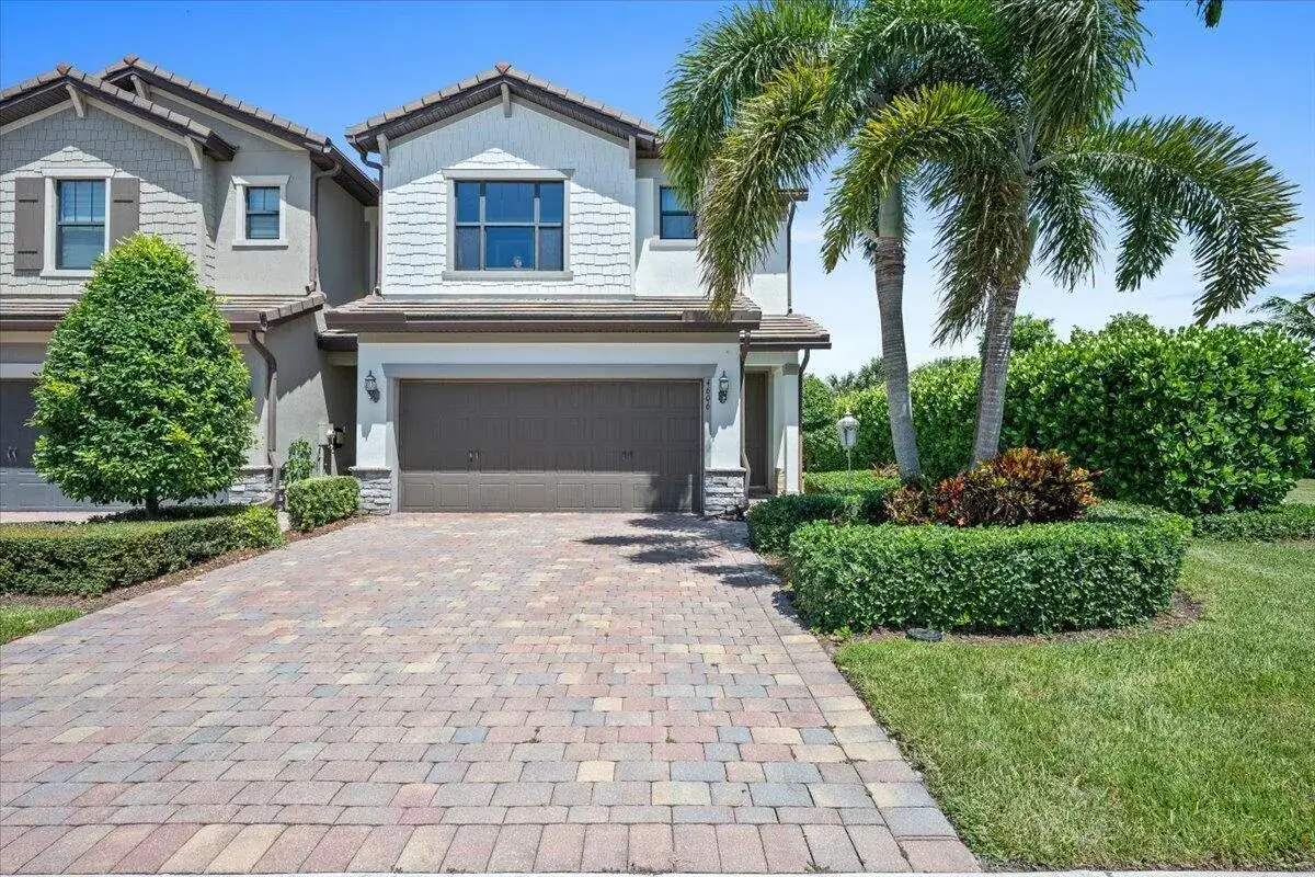 3 bedroom 2 bath Residential for sale at 4606 San Fratello Circle, Lake Worth FL 33467