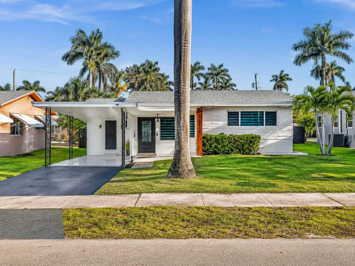3 bedroom 2 bath Residential for sale at 1515 ARTHUR Street, Hollywood FL 33020