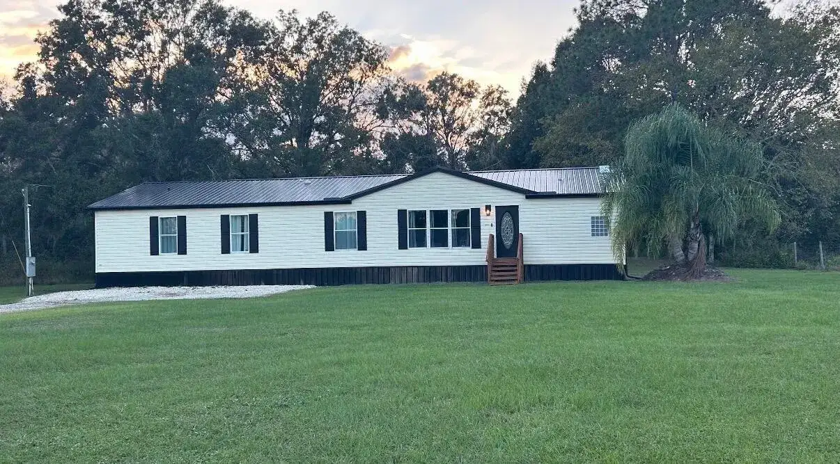 4 bedroom 3 bath Residential for sale at 734 State Route 50, FL 33597