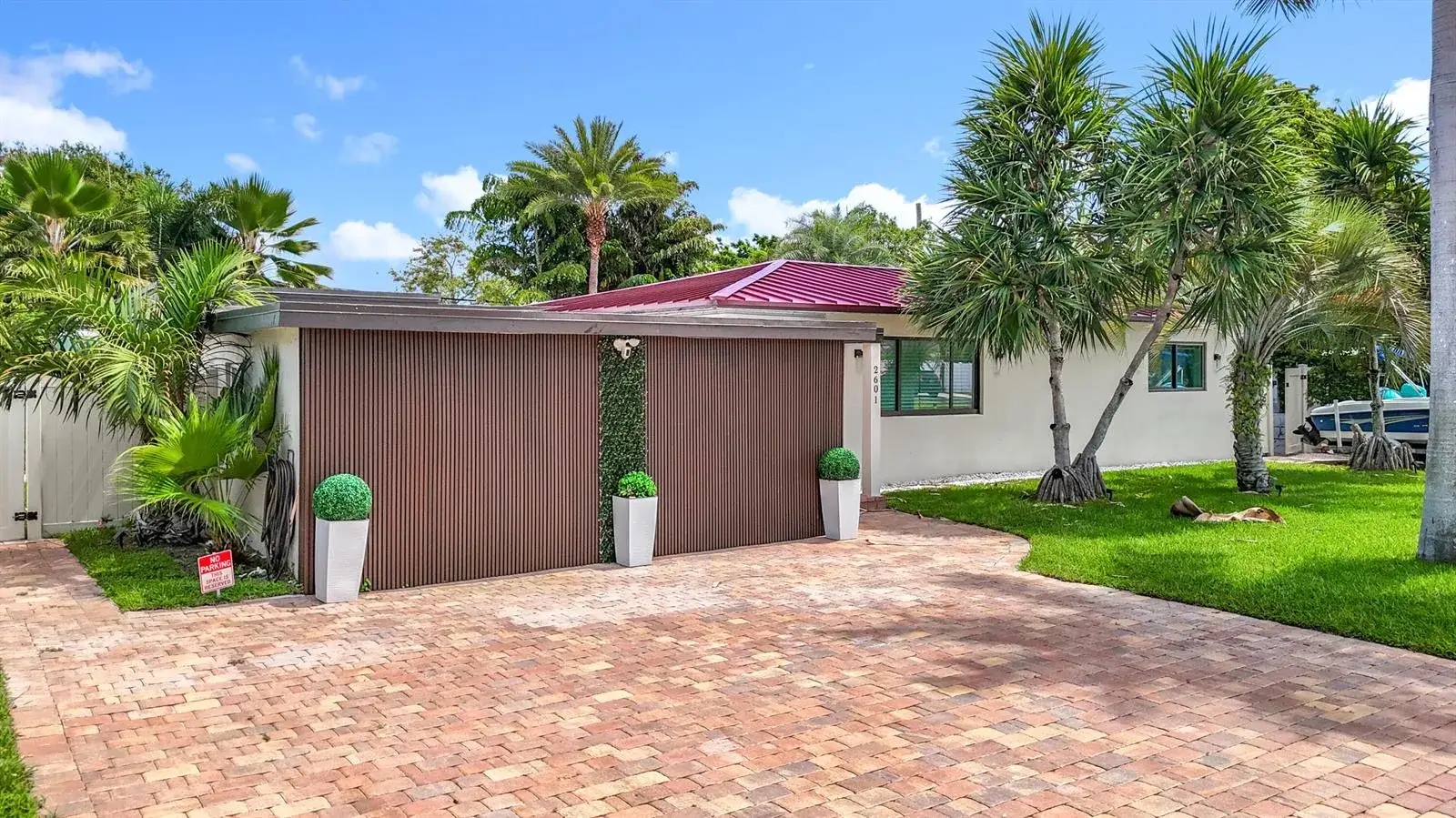 4 bedroom 4 bath Residential for sale at 2601 NE 18TH Street, Pompano Beach FL 33062
