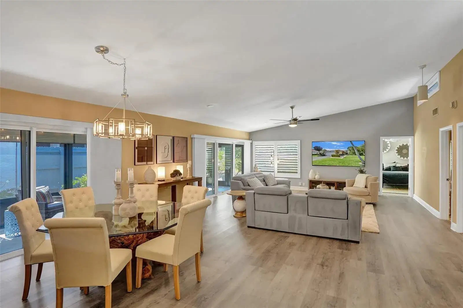 2 bedroom 2 bath Residential for sale at 5577 Ainsley Court, Boynton Beach FL 33437