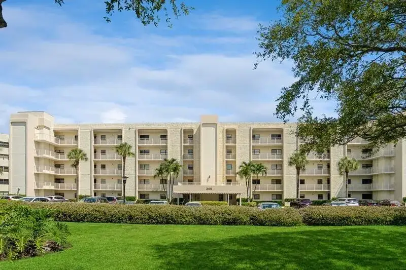 2 bedroom 2 bath Residential Lease for rent at 200 INTRACOASTAL Place # 305, Jupiter FL 33469
