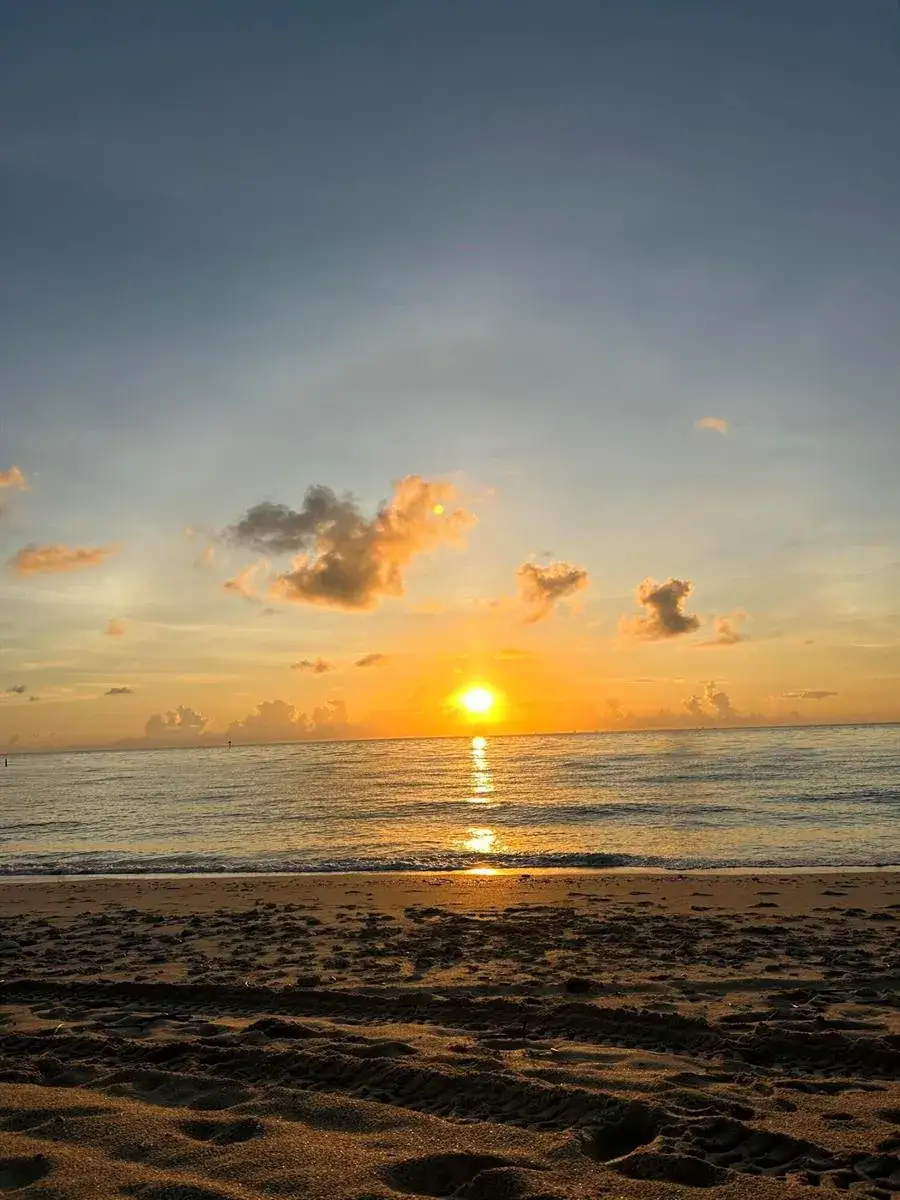 1 bedroom 1 bath Residential Lease for rent at 1900 Fillmore Street, Hollywood FL 33020