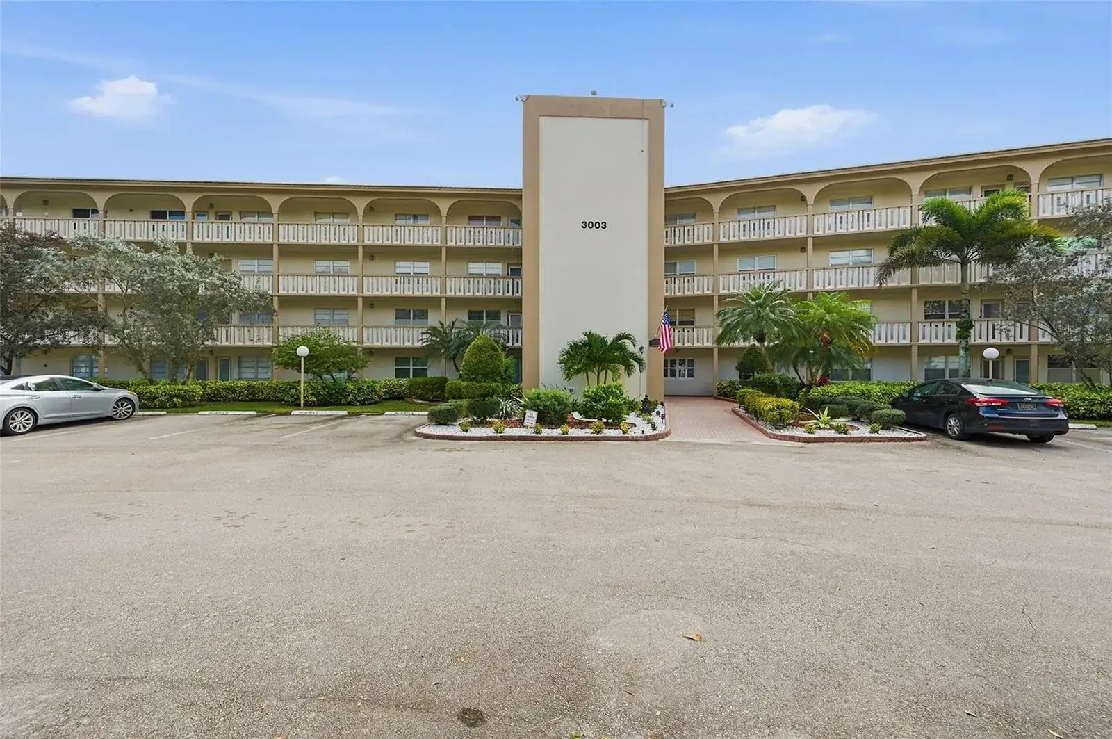 2 bedroom 2 bath Residential for sale at 3003 Portofino Isle # B2, Coconut Creek FL 33066