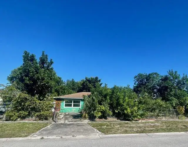 3 bedroom 1 bath Residential for sale at 3106 Tropic Boulevard, Fort Pierce FL 34946