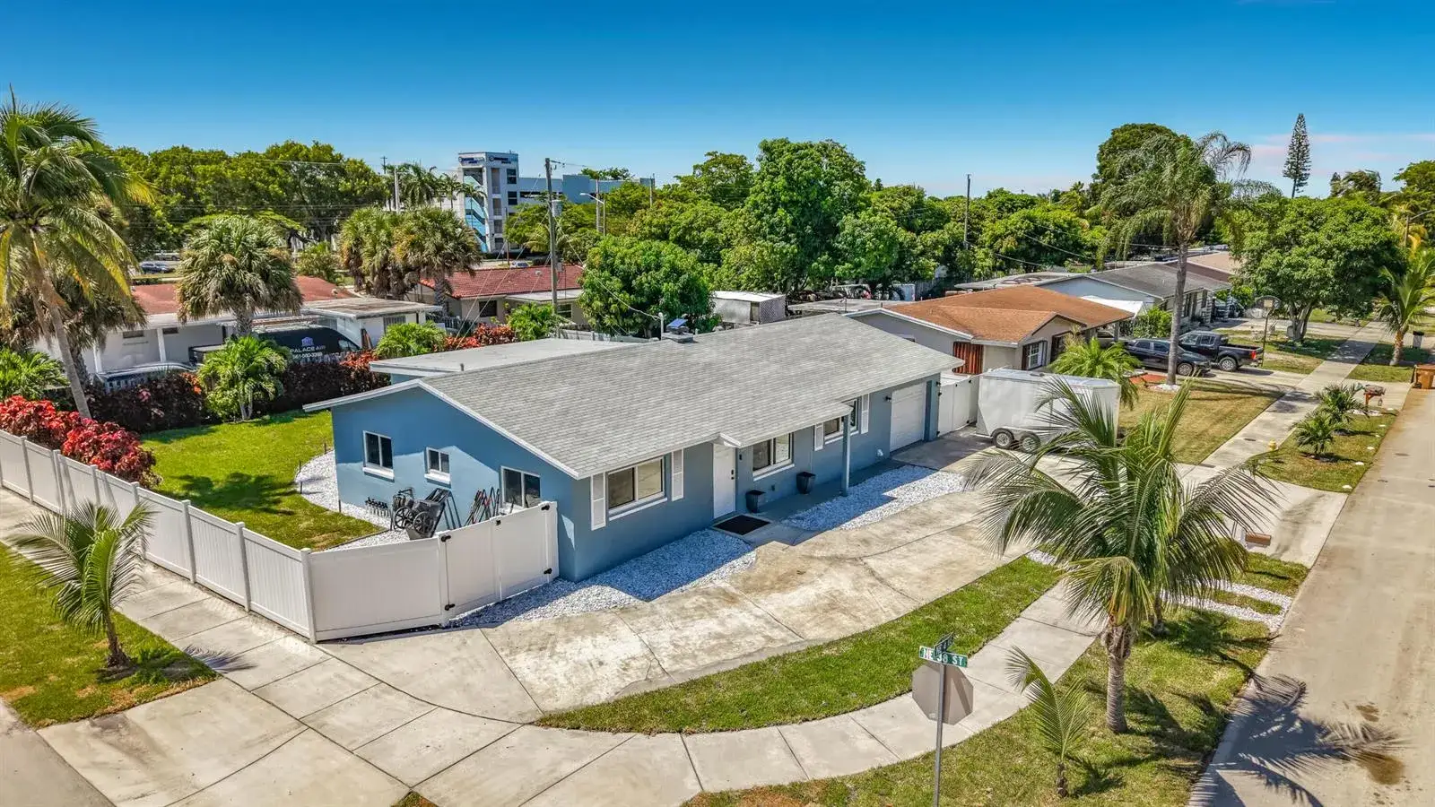 5 bedroom 2 bath Residential for sale at 3801 NE 4th Avenue, Pompano Beach FL 33064