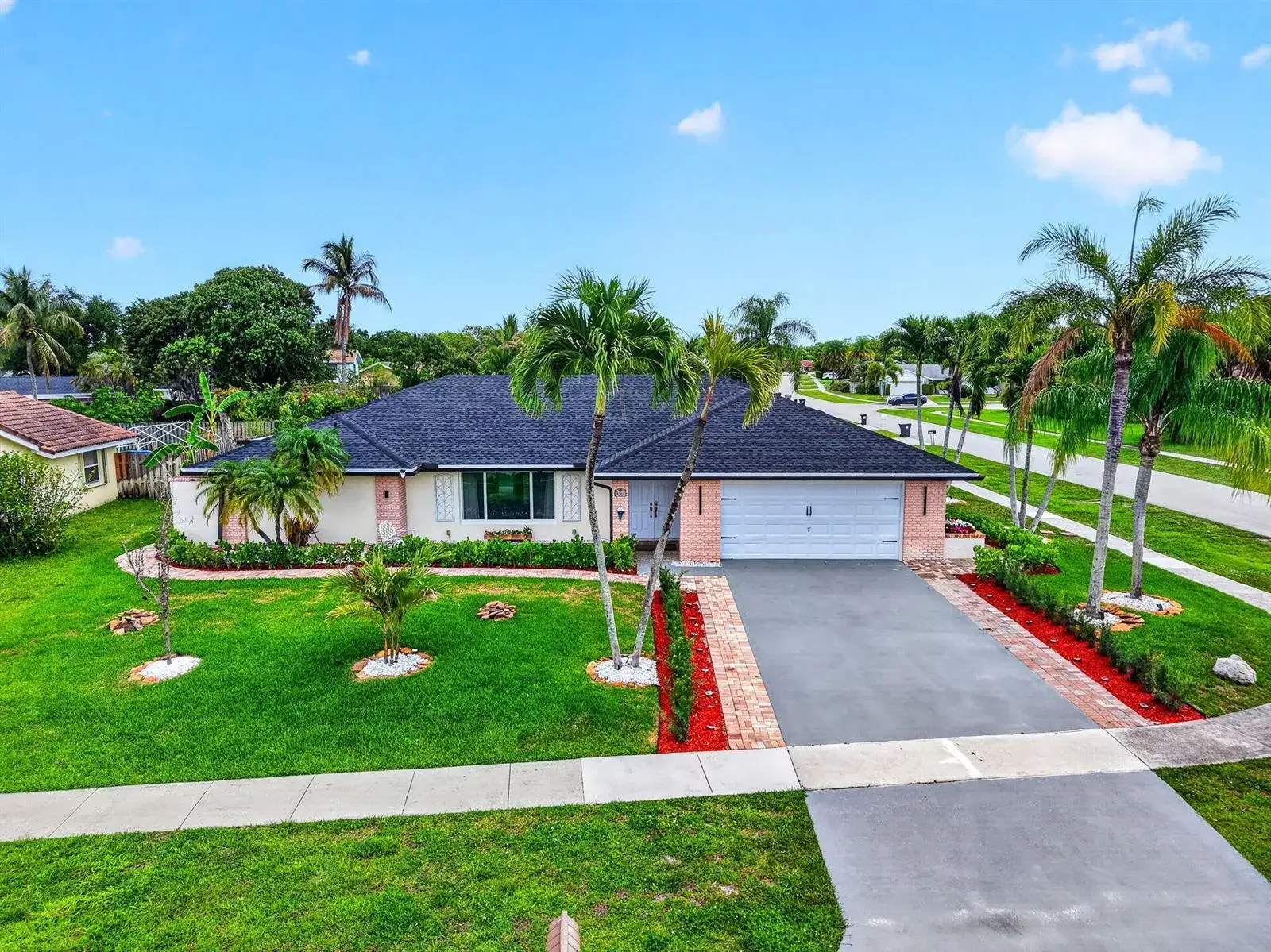 990 Hickory Trail, Wellington FL 33414