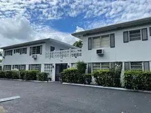 1 bedroom 1 bath Residential Lease for rent at 1500 S 20th Avenue, Hollywood FL 33020