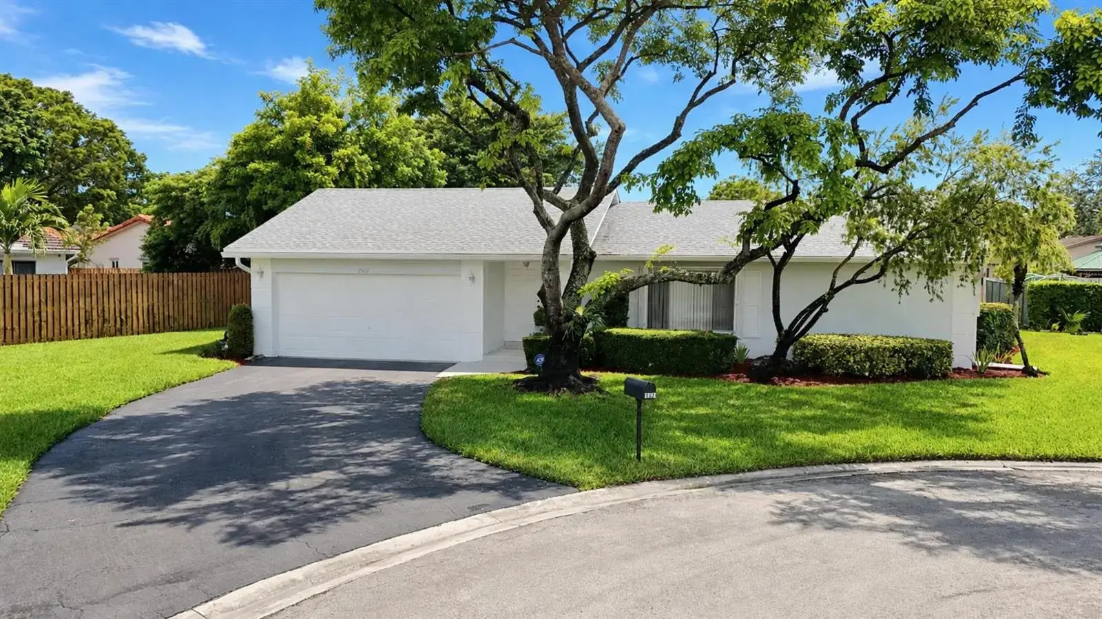3 bedroom 2 bath Residential for sale at 2602 NW 98TH Terrace, Coral Springs FL 33065