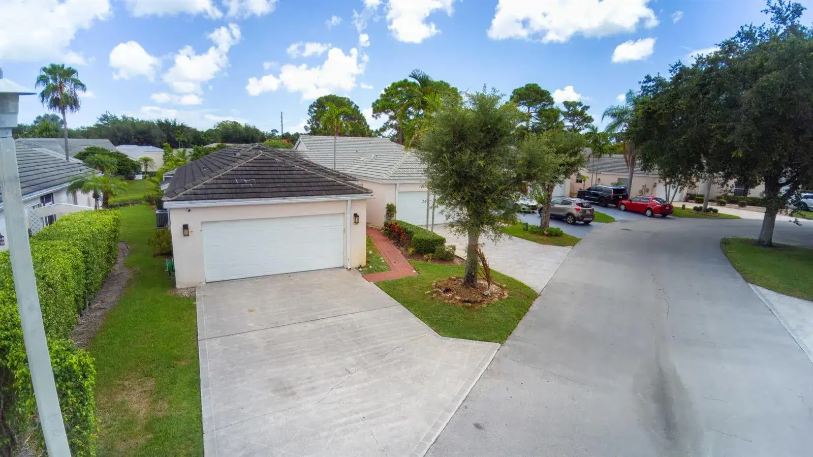 3 bedroom 2 bath Residential for sale at 1066 Island Manor Drive, FL 33413