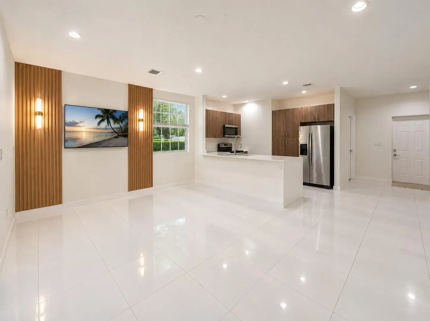 3 bedroom 2 bath Residential Lease for rent at 1030 Crystal Way # 104, Delray Beach FL 33444