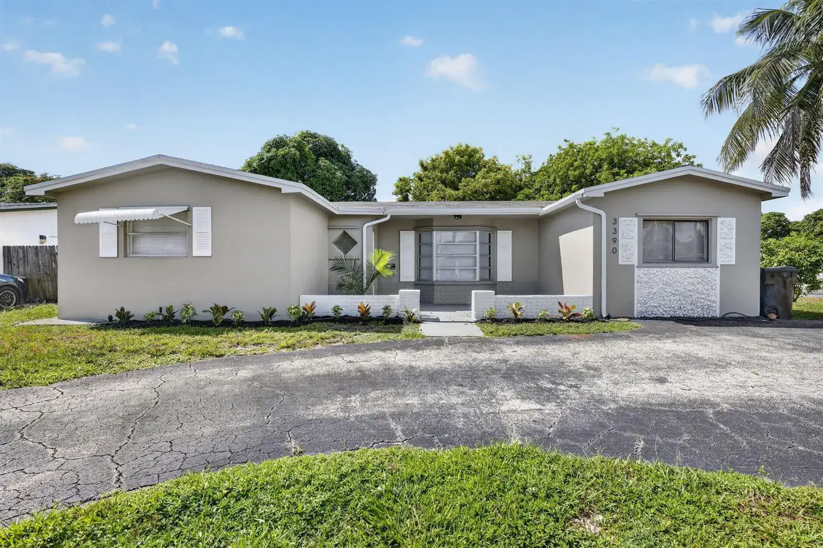 5 bedroom 3 bath Residential for sale at 3390 NW 42nd Street, Lauderdale Lakes FL 33309