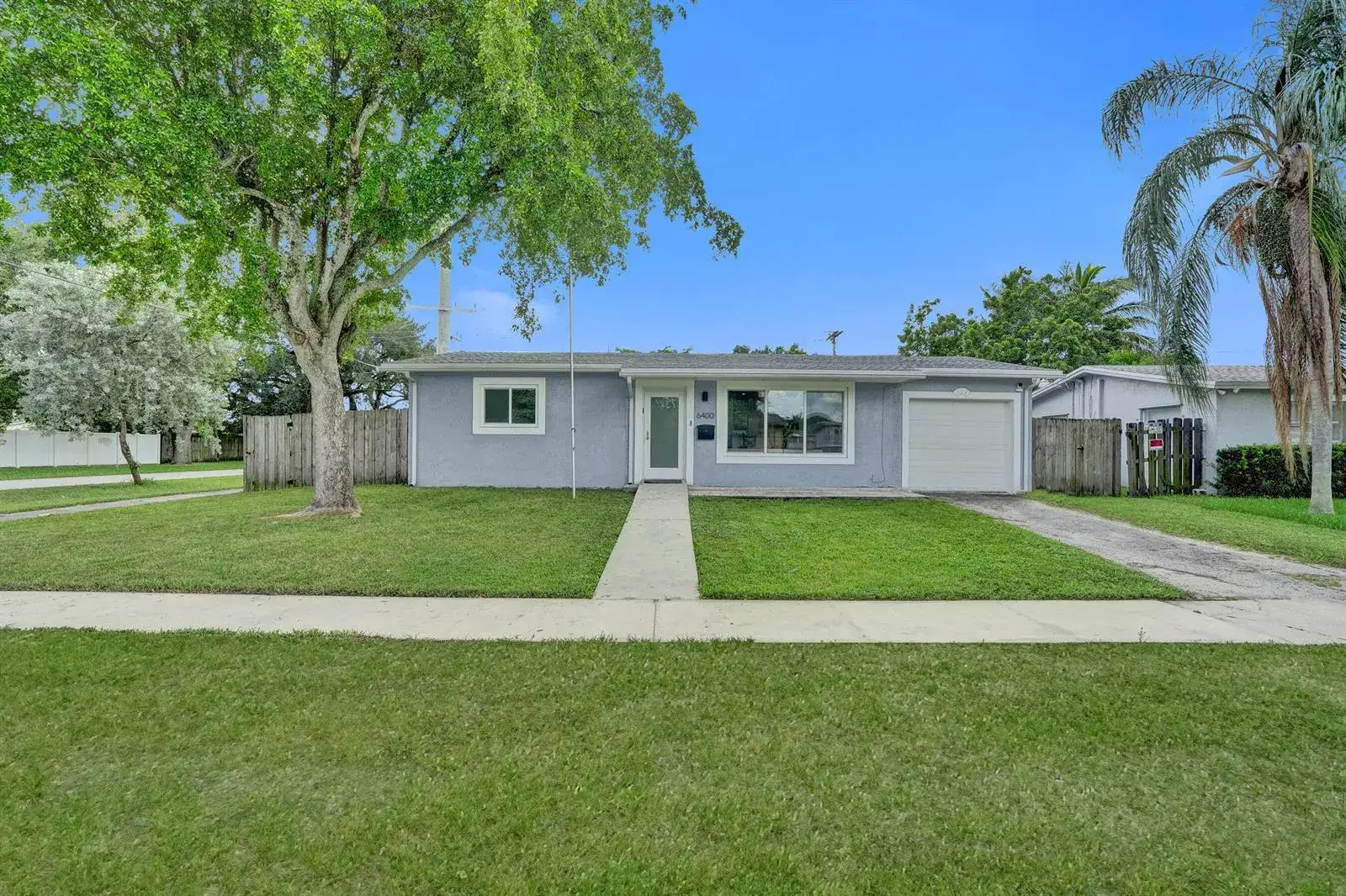 3 bedroom 2 bath Residential for sale at 6400 PARK Street, Hollywood FL 33024