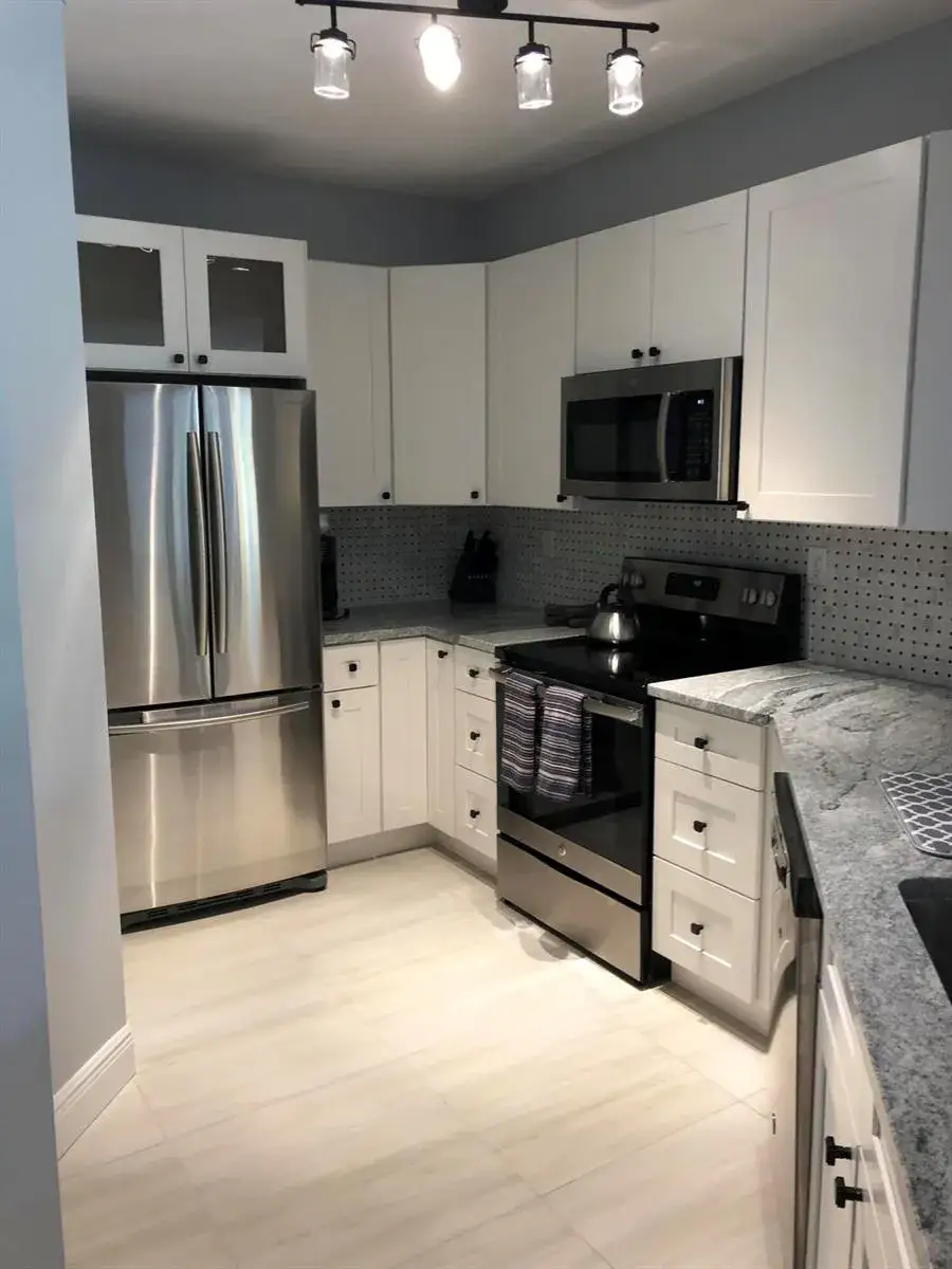 2 bedroom 2 bath Residential for sale at 800 Uno Lago Drive, North Palm Beach FL 33408