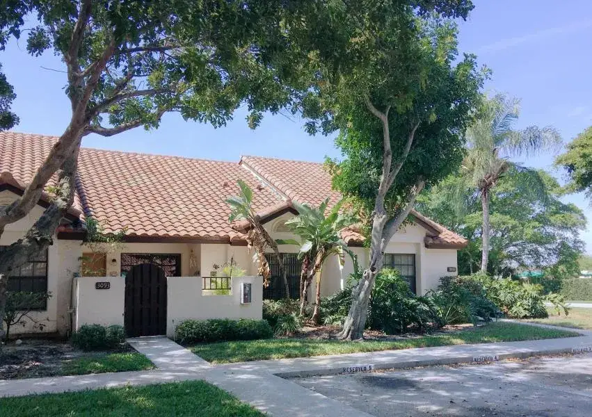 3 bedroom 2 bath Residential Lease for rent at 3095 Inglewood Terrace, Boca Raton FL 33431