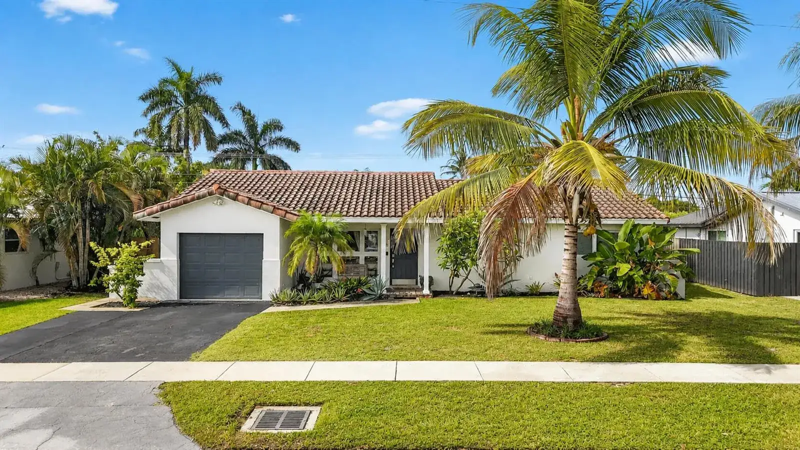 4 bedroom 2 bath Residential for sale at 438 SW 9TH Avenue, Boca Raton FL 33486