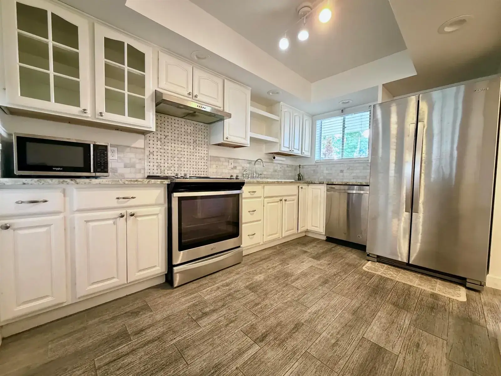 2 bedroom 2 bath Residential for sale at 3186 VIA POINCIANA # 115, Lake Worth FL 33467