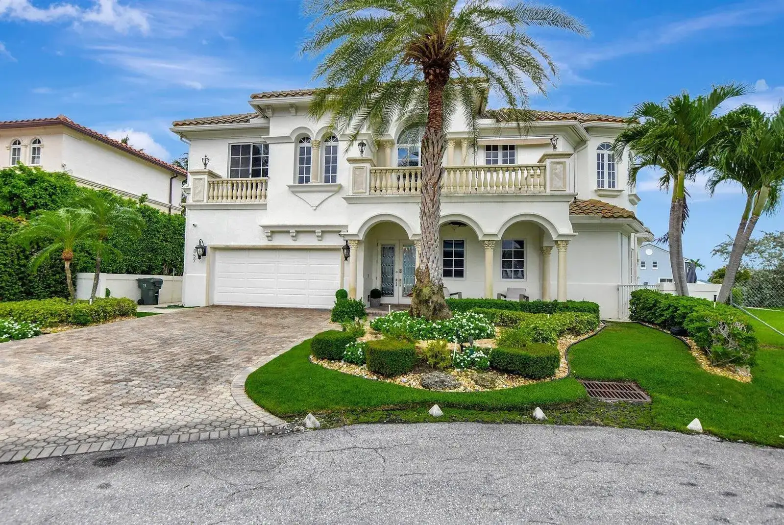 5 bedroom 4 bath Residential for sale at 857 Havana Drive, Boca Raton FL 33487