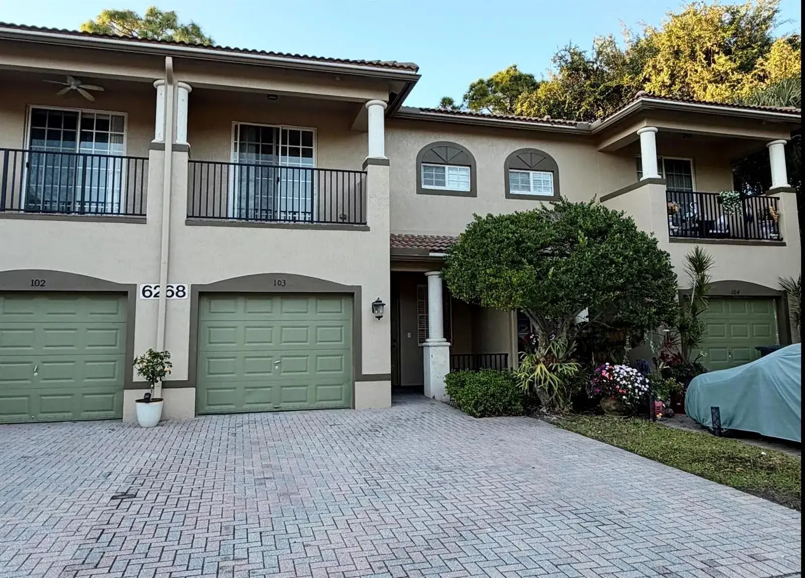 3 bedroom 2 bath Residential for sale at 6268 S MILITARY Trail # 103, Lake Worth FL 33463
