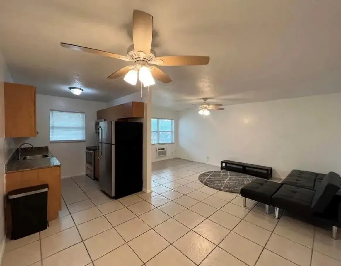 701 SE 15TH Street # 8, Fort Lauderdale FL 33316
