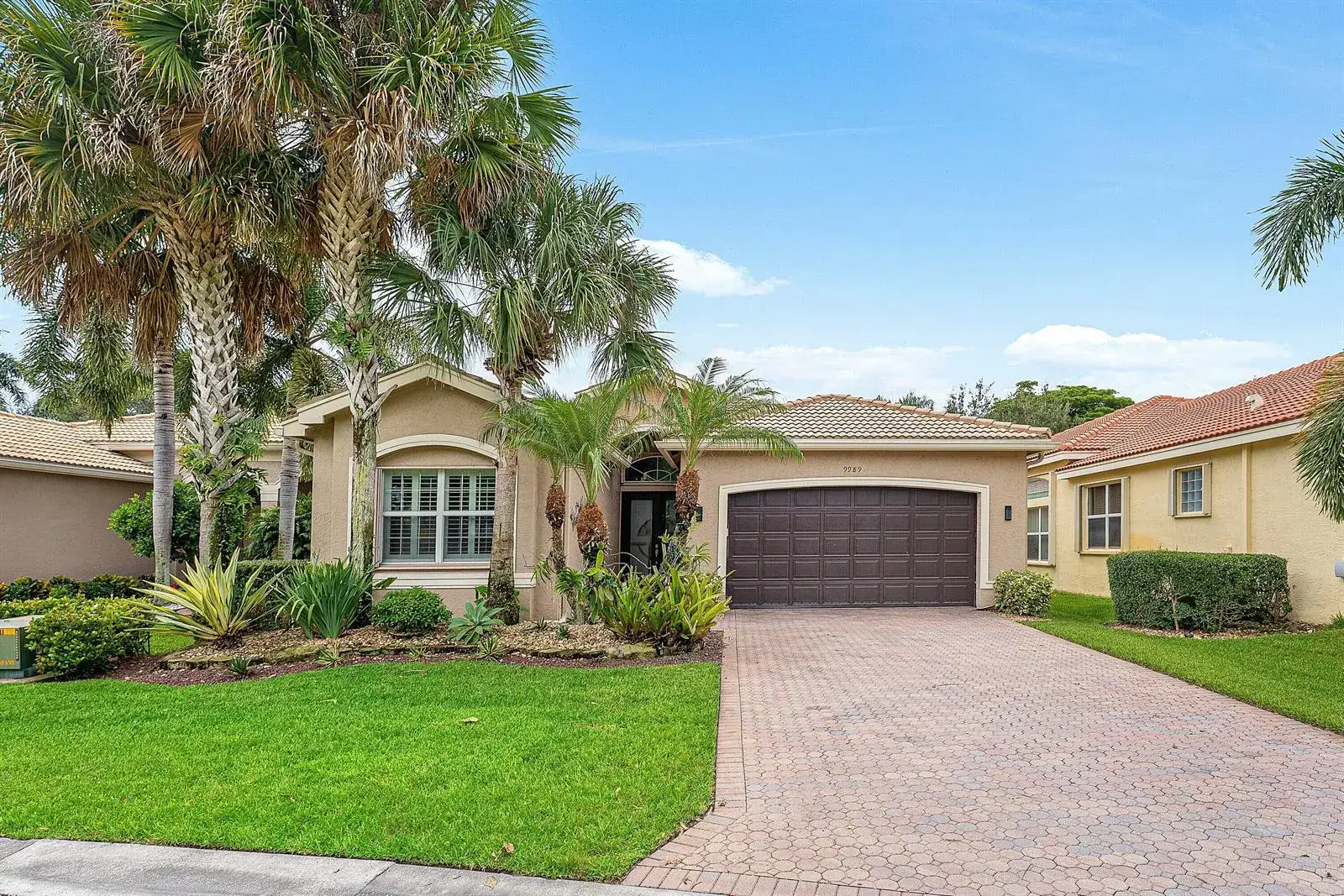 2 bedroom 2 bath Residential for sale at 9989 YELLOWFIELD Drive, Boynton Beach FL 33473