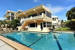 2 bedroom 2 bath Residential Lease for rent at 308 Inlet Way # 3, Palm Beach Shores FL 33404