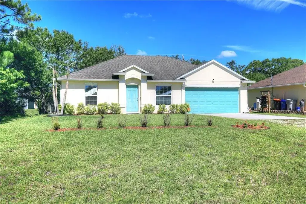 3 bedroom 2 bath Residential for sale at 8455 105th Avenue, Vero Beach FL 32967